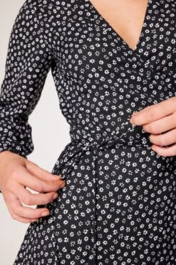 America Today Dove - Dames Jurk - Maat S -Trendyo Trendy Winkel 800x1200 412