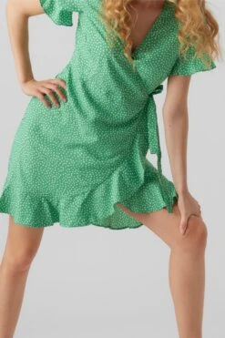 VERO MODA VMHENNA 2/4 WRAP FRILL DRESS WVN Dames Jurk - Maat XS -Trendyo Trendy Winkel 800x1200 433