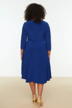 Trendyol Vrouwen Standaard Mouw Dubbele Rij Knopen A-lijn Plus Size Jurk 19 Trendyol Vrouwen Standaard Mouw Dubbele Rij Knopen A-lijn Plus Size Jurk -Trendyo Trendy Winkel 800x1200 570