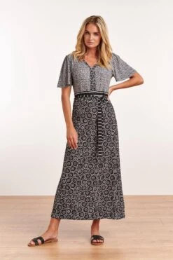 Smashed Lemon - Raven Jurk - Zwart/ Beige - 22155-720-999-S