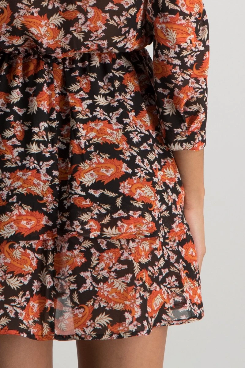 Colourful Rebel Ivy Flower Jurk Oranje Dames - Wijduitlopende Fit - Polyester - M 6 Colourful Rebel Ivy Flower Jurk Oranje Dames - Wijduitlopende Fit - Polyester - M - Afbeelding 4