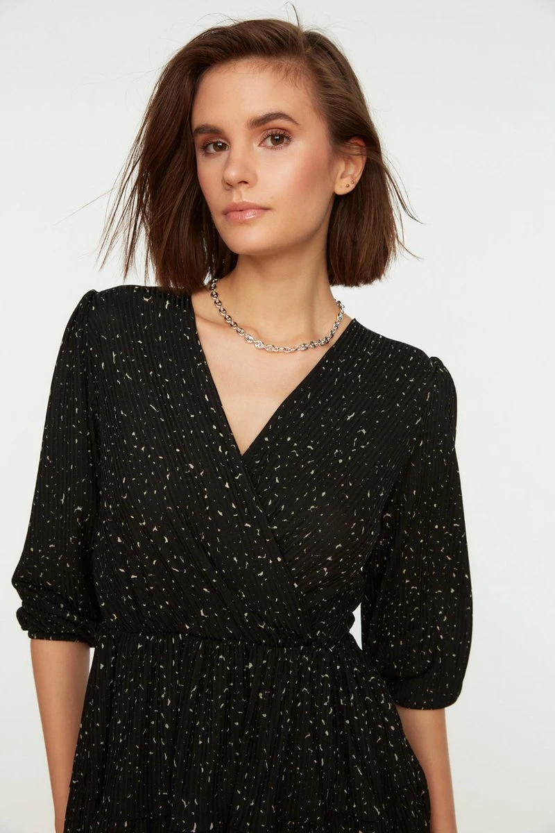 Trendyol Vrouwen Standaard Mouw Cache-coeur Schaatser Jurk 8 Trendyol Vrouwen Standaard Mouw Cache-coeur Schaatser Jurk - Afbeelding 6