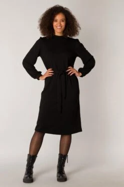 IVY BEAU Selena Jurk - Black - Maat 44 15 IVY BEAU Selena Jurk - Black - Maat 44 -Trendyo Trendy Winkel 800x1200 682