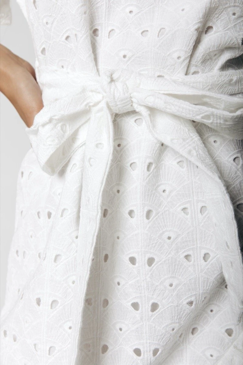 Colourful Rebel Jagger Broodrie Anglaise Jurk Wit Dames - A-lijn - Katoen - M 7 Colourful Rebel Jagger Broodrie Anglaise Jurk Wit Dames - A-lijn - Katoen - M - Afbeelding 5