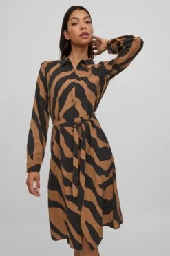 VILA VIDOGMA ZEB L/S MID CALF SHIRT DRESS/SU Dames Jurk - Maat 36 -Trendyo Trendy Winkel 800x1200 749