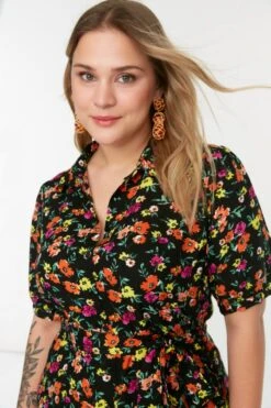 Trendyol Vrouwen Standaard Mouw Kraag Basis Grote Maten Jurk 16 Trendyol Vrouwen Standaard Mouw Kraag Basis Grote Maten Jurk -Trendyo Trendy Winkel 800x1200 823