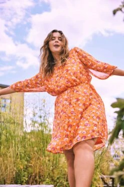 EVOKED VILA VIFALIA V-NECK 3/4 DRESS/SU/CUR Dames Jurk - Maat 48