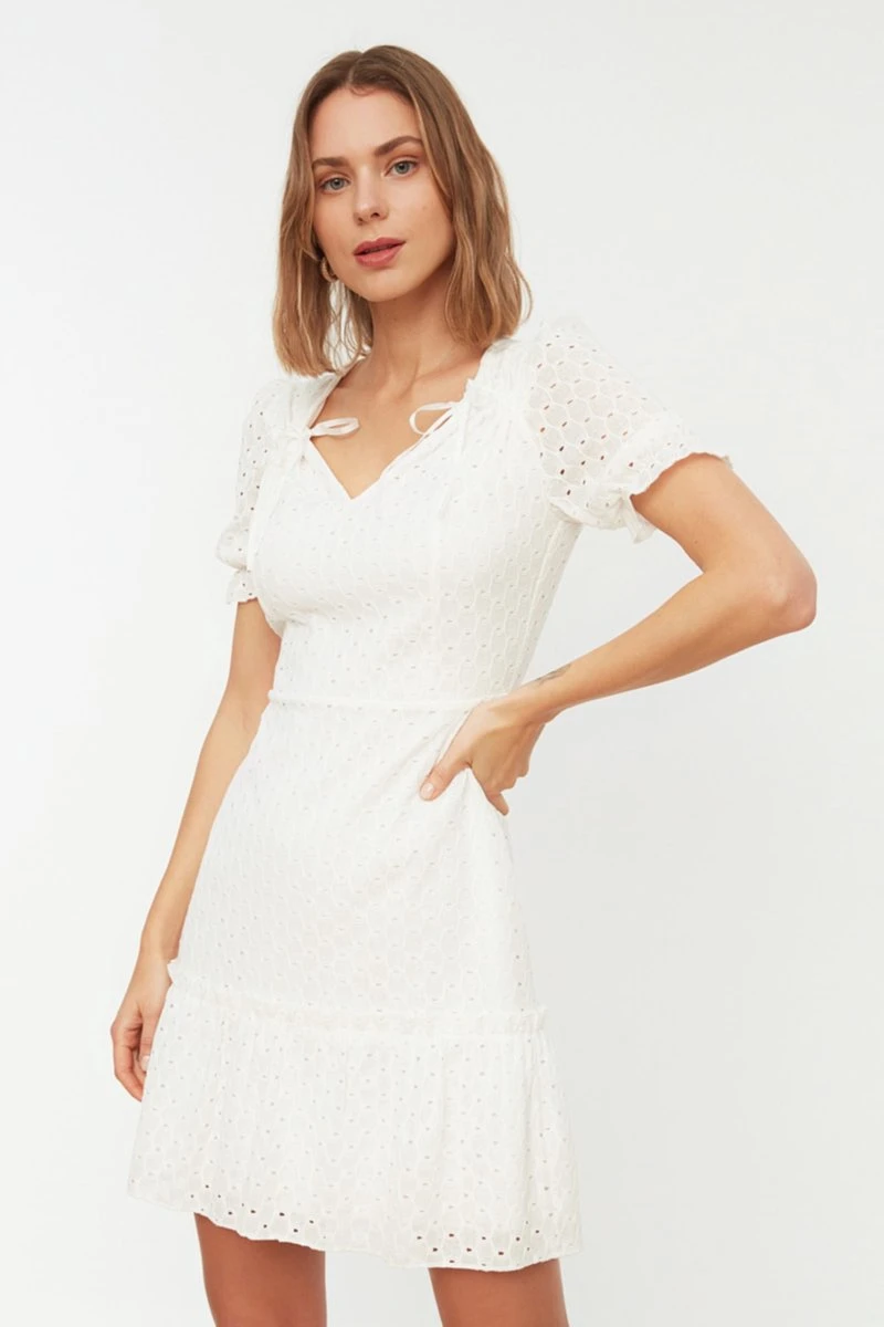 Trendyol Vrouwen Ballon Mouw V-hals Ruche Zoom Jurk 9 Trendyol Vrouwen Ballon Mouw V-hals Ruche Zoom Jurk - Afbeelding 7