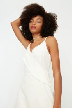 Trendyol Vrouwen Standaard Mouw V-hals A-lijn Jurk -Trendyo Trendy Winkel 800x1200 960