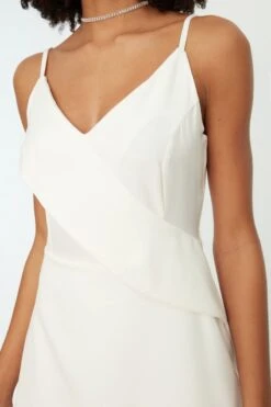 Trendyol Vrouwen Standaard Mouw V-hals A-lijn Jurk -Trendyo Trendy Winkel 800x1200 961