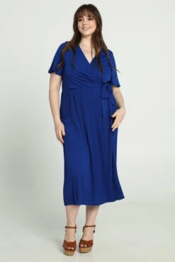 Promiss Lange, Effen Plisséjurk Met Valse Wikkelkraag -Trendyo Trendy Winkel 802x1200 24