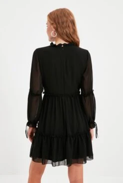 Trendyol Vrouwen Standaard Mouw Ronde Hals Schaatser Jurk -Trendyo Trendy Winkel 806x1200 10