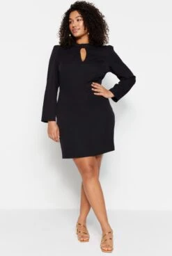 Trendyol Vrouwen Ballon Mouw Staande Kraag Bodycon Plus Size Jurk