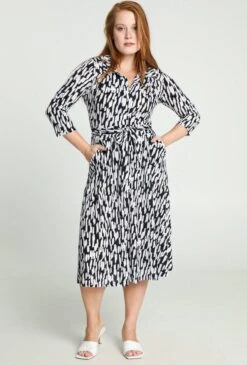 Cassis Lange Jurk Met Grafisch Motief -Trendyo Trendy Winkel 812x1200 20