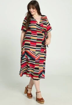 Promiss Halflange, Gestreepte Jurk In Viscose Met Valse Wikkelkraag -Trendyo Trendy Winkel 816x1200 5