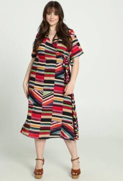 Promiss Halflange, Gestreepte Jurk In Viscose Met Valse Wikkelkraag -Trendyo Trendy Winkel 817x1200 29