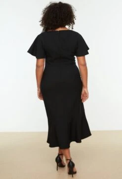 Trendyol Vrouwen Fluit Mouw Ronde Hals Bodycon Plus Size Jurk -Trendyo Trendy Winkel 817x1200 6