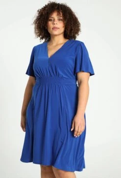 Paprika Korte, Effen Bow Jurk Met Smokwerk Op De Taille