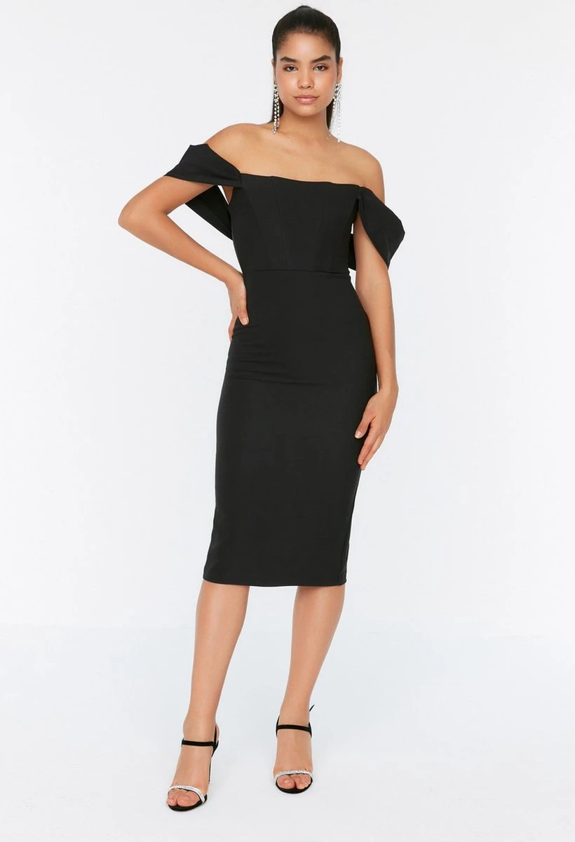 Trendyol Vrouwen Off-shoulder Carmen Kraag Bodycon Jurk 15 Trendyol Vrouwen Off-shoulder Carmen Kraag Bodycon Jurk - Afbeelding 13