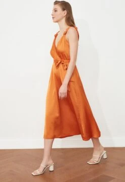 Trendyol Vrouwen Standaard Mouw Cache-coeur A-lijn Jurk -Trendyo Trendy Winkel 820x1200 36