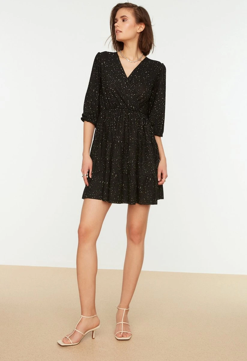 Trendyol Vrouwen Standaard Mouw Cache-coeur Schaatser Jurk 14 Trendyol Vrouwen Standaard Mouw Cache-coeur Schaatser Jurk - Afbeelding 12