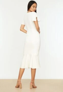 Trendyol Vrouwen Fluit Mouw Boothals Omslag Jurk -Trendyo Trendy Winkel 823x1200 23