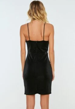 Trendyol Vrouwen Standaard Mouw V-hals Bodycon Jurk -Trendyo Trendy Winkel 825x1200 5