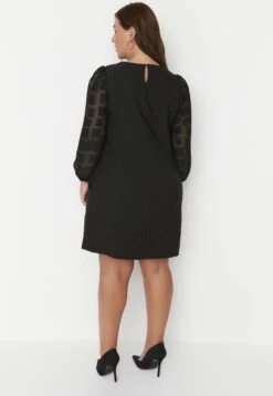 Trendyol Vrouwen Ballon Mouw Ronde Hals A-lijn Plus Size Jurk -Trendyo Trendy Winkel 829x1200 14