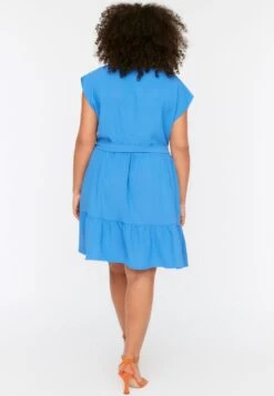 Trendyol Vrouwen Dik Geschorst V-hals A-lijn Plus Size Jurk -Trendyo Trendy Winkel 830x1200 68