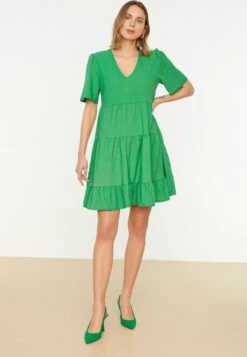 Trendyol Vrouwen Standaard Mouw V-hals Verschuiving Jurk -Trendyo Trendy Winkel 830x1200 9