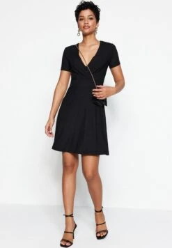 Trendyol Vrouwen Standaard Mouw Cache-coeur A-lijn Jurk