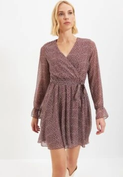 Trendyol Vrouwen Standaard Mouw Cache-coeur Schaatser Jurk -Trendyo Trendy Winkel 833x1200 8