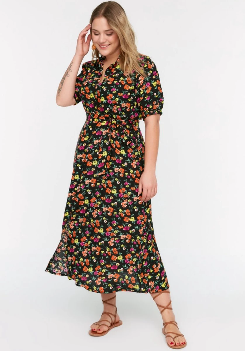 Trendyol Vrouwen Standaard Mouw Kraag Basis Grote Maten Jurk 3 Trendyol Vrouwen Standaard Mouw Kraag Basis Grote Maten Jurk