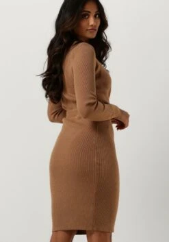 Guess Es Alexandra Dress Swtr Jurken Dames - Rok - Jurk - Bruin - Maat M -Trendyo Trendy Winkel 840x1200 249
