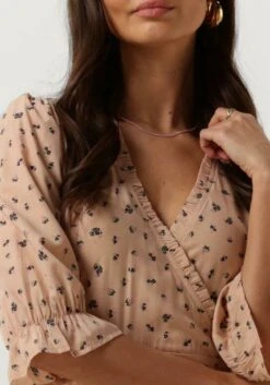 Sofie Schnoor S231323 Jurken Dames - Rok - Jurk - Nude - Maat M -Trendyo Trendy Winkel 840x1200 289