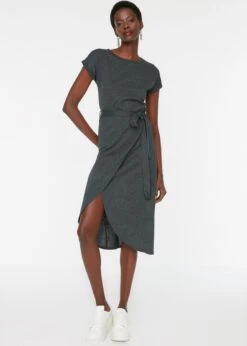 Trendyol Vrouwen Standaard Mouw Ronde Hals Omslag Jurk -Trendyo Trendy Winkel 856x1200 2