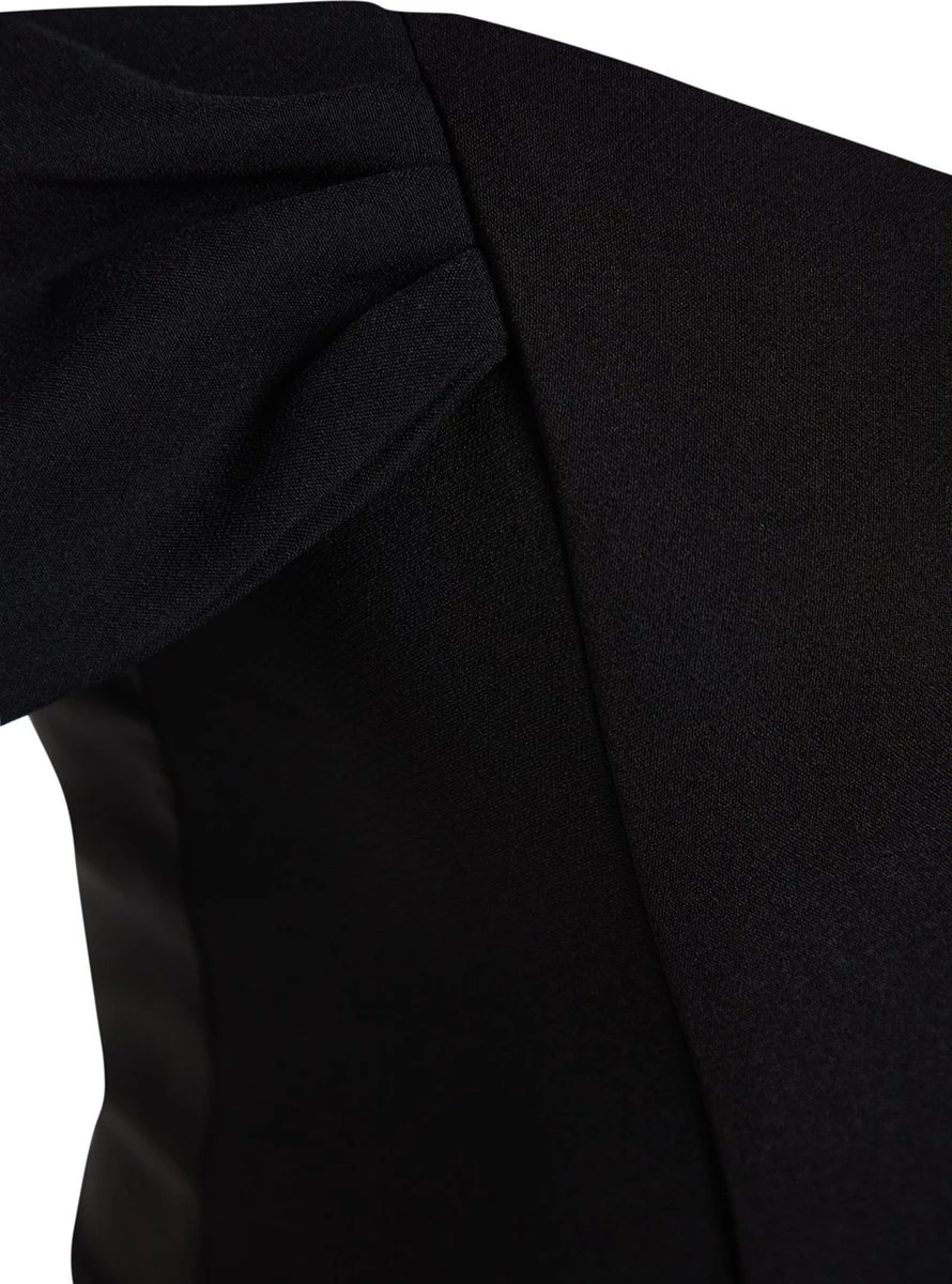 Trendyol Vrouwen Off-shoulder Carmen Kraag Bodycon Jurk 4 Trendyol Vrouwen Off-shoulder Carmen Kraag Bodycon Jurk - Afbeelding 2