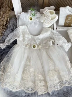 Merkloos Luxe Feestjurk-bruidsjurk-Baby Jurk-doopjurk -dooppakje-ivoorkleur Jurk Met Lange Mouwen-onderhemd-haarband-schoentjes-kousenbroek-borduurwerk-new Born -geschenkdoos-kraamcadeau-fotoshoot Newborn-5 Delige Set-bloemenmotief-maat 56/62 (1 Tem 6maanden) -Trendyo Trendy Winkel 899x1200 1