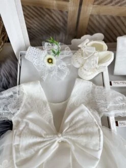 Merkloos Luxe Feestjurk-bruidsjurk-Baby Jurk-doopjurk -dooppakje-ivoorkleur Jurk Met Lange Mouwen-onderhemd-haarband-schoentjes-kousenbroek-borduurwerk-new Born -geschenkdoos-kraamcadeau-fotoshoot Newborn-5 Delige Set-bloemenmotief-maat 56/62 (1 Tem 6maanden) -Trendyo Trendy Winkel 899x1200 2