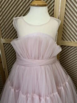 Merkloos Luxe Feestjurk-barbie Dress-roze Tule Jurk-tutu Jurk-communie Jurk-galajurk-bruidsjurk-prinsessen Jurk-Barbie Jurk-danseres Jurk-tutu Rok-bruidsmeisjes-bruiloft-verjaardag-fotoshoot-communie-doopsel-lente Feest-ballet-elegant-11 Jaar (maat 146) -Trendyo Trendy Winkel 899x1200 6
