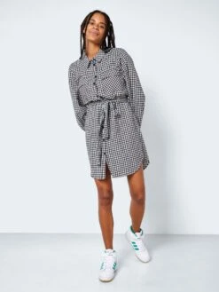 NOISY MAY NMERIK L/S SHIRT DRESS WVN Dames Jurk - Maat S 13 NOISY MAY NMERIK L/S SHIRT DRESS WVN Dames Jurk - Maat S -Trendyo Trendy Winkel 900x1200 123