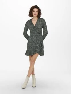 ONLY ONLCARLY L/S WRAP SHORT DRESS NOOS WVN Dames Jurk - Maat 42 10 ONLY ONLCARLY L/S WRAP SHORT DRESS NOOS WVN Dames Jurk - Maat 42 -Trendyo Trendy Winkel 900x1200 258