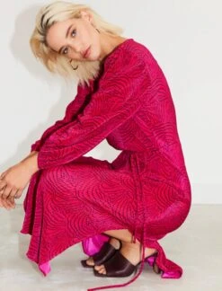 Freebird Gayla Jurken Dames - Kleedje - Rok - Jurk - Roze - Maat M -Trendyo Trendy Winkel 914x1200 2